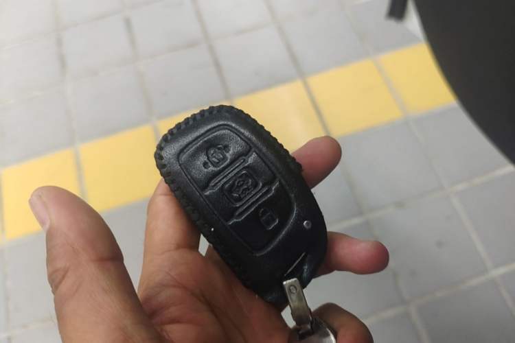 Used Hyundai Tucson 2018 1.6T Dual-Clutch Two-Wheel Drive 15th Anniversary Special Edition Vehicle Key