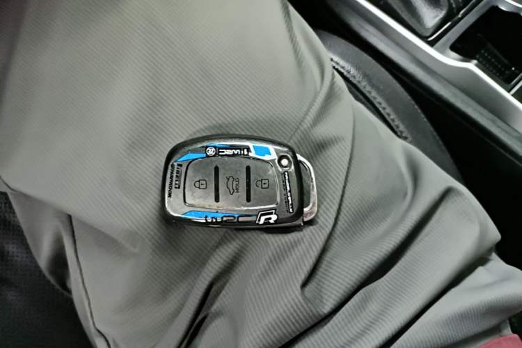 Used Hyundai Tucson 2018 1.6T Dual-Clutch Two-Wheel Drive 15th Anniversary Special Edition Vehicle Key
