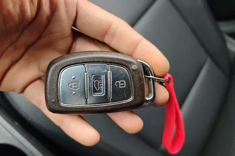 Used Hyundai Tucson 2018 1.6T Dual-Clutch Two-Wheel Drive 15th Anniversary Special Edition Vehicle Key