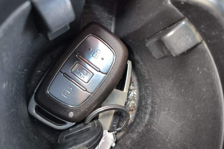 Used Hyundai Tucson 2018 1.6T Dual-Clutch Two-Wheel Drive 15th Anniversary Special Edition Vehicle Key