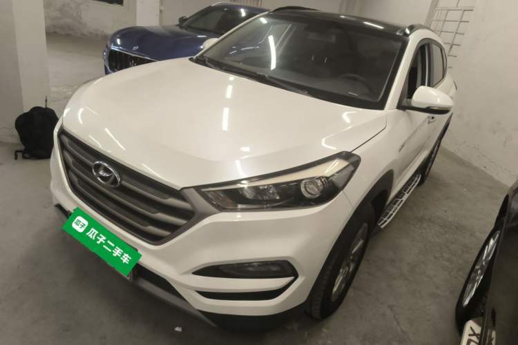 Used Hyundai Tucson 2018 1.6T Dual-Clutch Two-Wheel Drive 15th Anniversary Special Edition Guazi used car, China used car export, Used car for sale, Used cars, Cheapest cars for sale