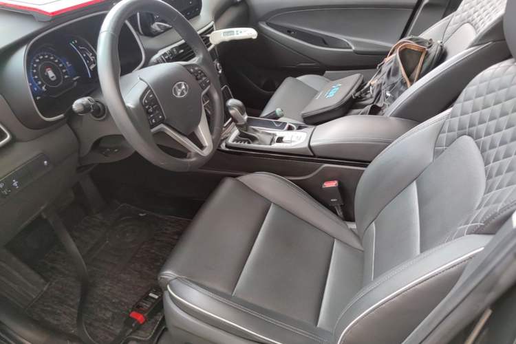 Used Hyundai Tucson 2019 280TGDi Dual-Clutch Two-Wheel Drive Smart Connect Version China VI Left Front Seat