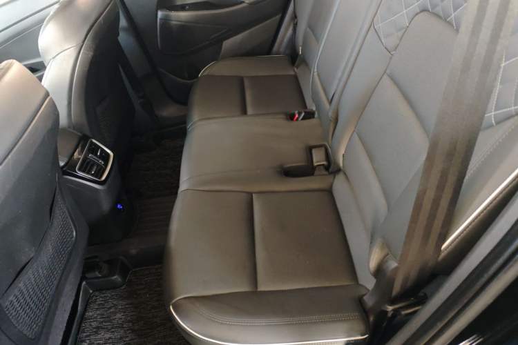 Used Hyundai Tucson 2019 280TGDi Dual-Clutch Two-Wheel Drive Smart Connect Version China VI Left Rear Seat