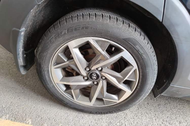 Used Hyundai Tucson 2019 280TGDi Dual-Clutch Two-Wheel Drive Smart Connect Version China VI Right Rear Wheel Hub