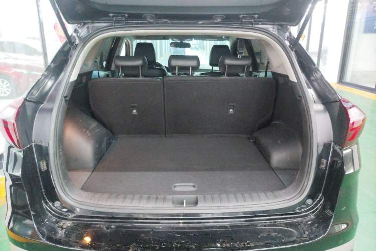 Used Hyundai Tucson 2019 280TGDi Dual-Clutch Two-Wheel Drive Fashion Edition China VI Standard Trunk