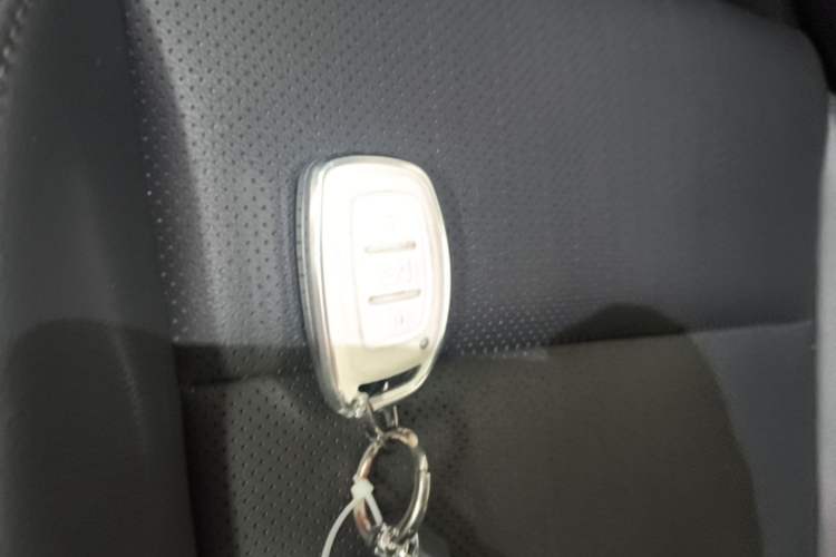 Used Hyundai Tucson 2019 280TGDi Dual-Clutch Two-Wheel Drive Smart Connect Version China VI Vehicle Key