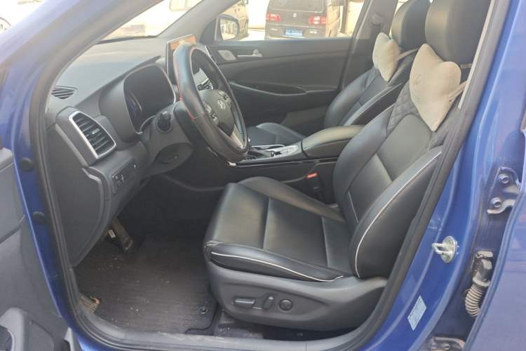 Used Hyundai Tucson 2019 280TGDi Dual-Clutch Two-Wheel Drive Smart Connect Version China VI Driver Seat
