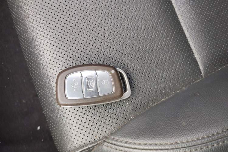 Used Hyundai Tucson 2019 280TGDi Dual-Clutch Two-Wheel Drive Fashion Edition China V Standard Interior 1