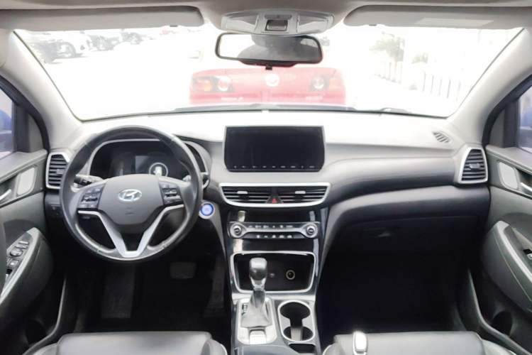 Used Hyundai Tucson 2019 280TGDi Dual-Clutch Two-Wheel Drive Fashion Edition China V Standard Interior 2