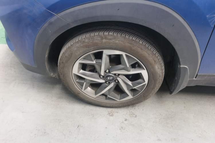 Used Hyundai Tucson 2019 280TGDi Dual-Clutch Two-Wheel Drive Fashion Edition China VI Standard Left Front Wheel Hub