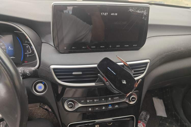 Used Hyundai Tucson 2019 280TGDi Dual-Clutch Two-Wheel Drive Fashion Edition China V Standard Audio And AC Panel