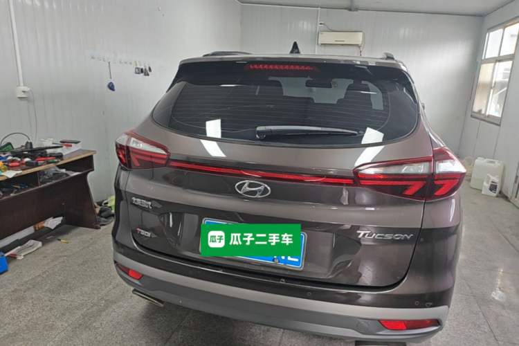 Used Hyundai Tucson 2019 280TGDi Dual-Clutch Two-Wheel Drive Fashion Edition China VI Standard Rear