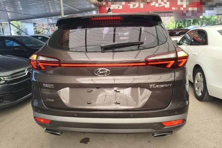 Used Hyundai Tucson 2019 280TGDi Dual-Clutch Two-Wheel Drive Fashion Edition China V Standard Rear