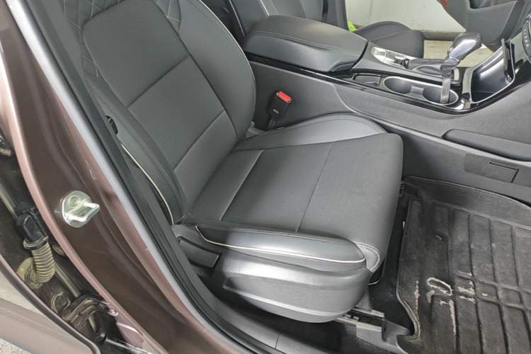 Used Hyundai Tucson 2019 280TGDi Dual-Clutch Two-Wheel Drive Fashion Edition China VI Standard Right Front Seat