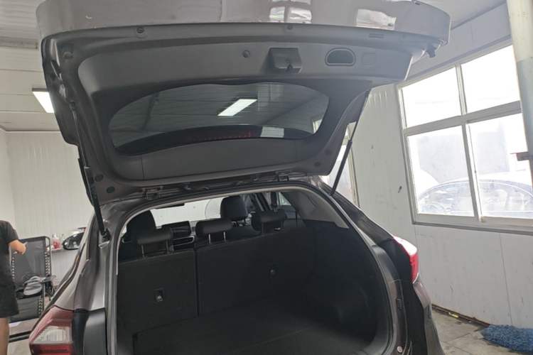 Used Hyundai Tucson 2019 280TGDi Dual-Clutch Two-Wheel Drive Fashion Edition China VI Standard Trunk