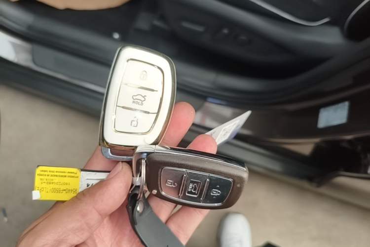Used Hyundai Tucson 2019 280TGDi Dual-Clutch Two-Wheel Drive Fashion Edition China V Standard Vehicle Key