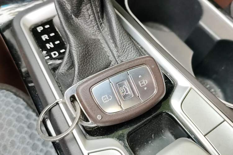 Used Hyundai Tucson 2019 280TGDi Dual-Clutch Two-Wheel Drive Fashion Edition China VI Standard Vehicle Key