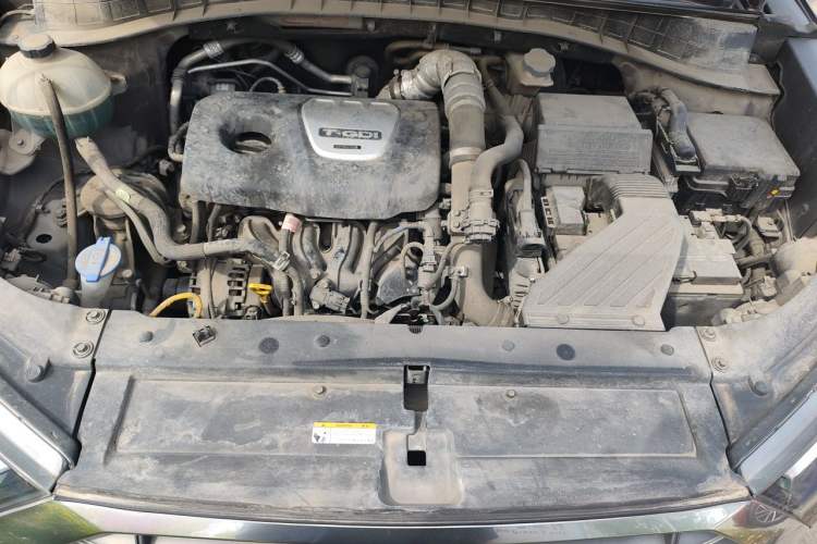 Used Hyundai Tucson 2019 280TGDi Dual-Clutch Two-Wheel Drive Smart Connect Version China V Standard Engine Bay
