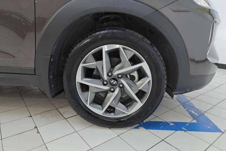 Used Hyundai Tucson 2019 280TGDi Dual-Clutch Two-Wheel Drive Fashion Edition China V Standard Left Front Wheel Hub