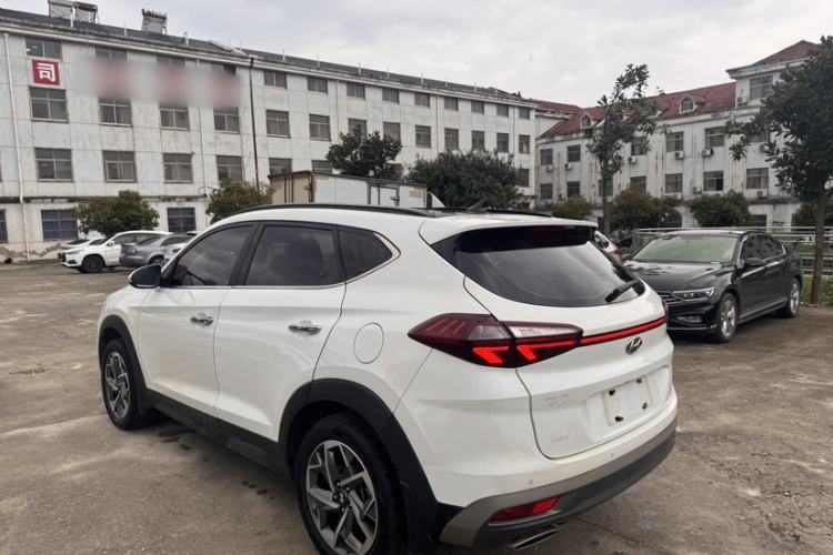Used Hyundai Tucson 2019 280TGDi Dual-Clutch Two-Wheel Drive Fashion Edition China VI Standard Exterior 1