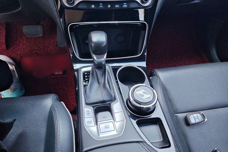 Used Hyundai Tucson 2019 280TGDi Dual-Clutch Two-Wheel Drive Fashion Edition China VI Standard Gear Lever