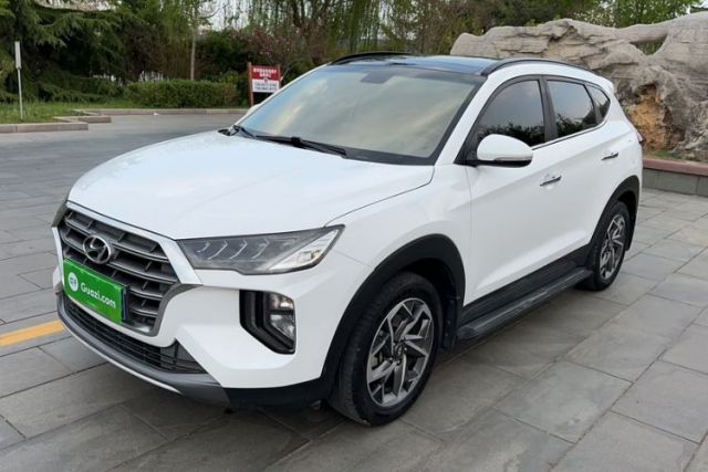 Used Hyundai Tucson 2019 280TGDi Dual-Clutch Two-Wheel Drive Fashion Edition China VI Standard