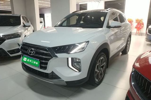 Ojetý Hyundai Tucson 2019 280TGDi Dual-Clutch Two-Wheel Drive Fashion Edition China VI Standard