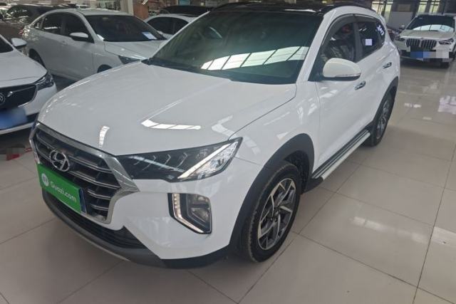 Used Hyundai Tucson 2019 280TGDi Dual-Clutch Two-Wheel Drive Fashion Edition China VI Standard