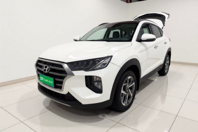 Ojetý Hyundai Tucson 2019 280TGDi Dual-Clutch Two-Wheel Drive Fashion Edition China V Standard