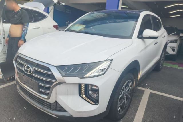 Used Hyundai Tucson 2019 280TGDi Dual-Clutch Two-Wheel Drive Fashion Edition China VI Standard