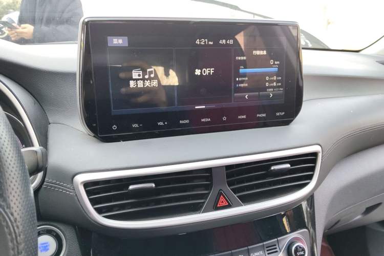 Used Hyundai Tucson 2019 280TGDi Dual-Clutch Two-Wheel Drive Fashion Edition China VI Standard Audio And AC Panel