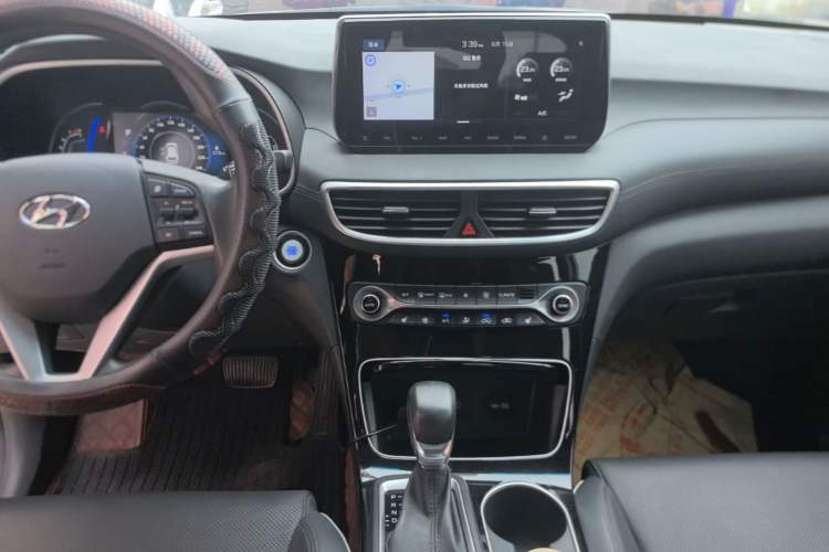 Used Hyundai Tucson 2019 280TGDi Dual-Clutch Two-Wheel Drive Smart Connect Version China VI Audio And AC Panel