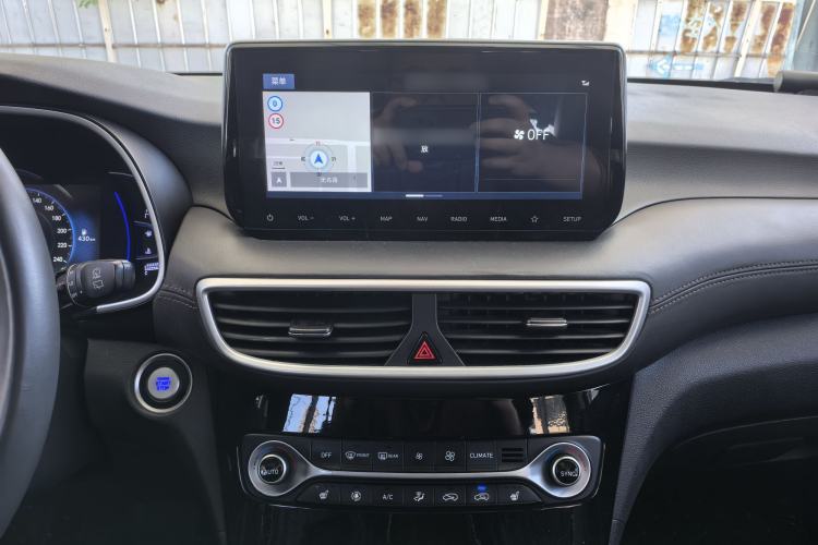 Used Hyundai Tucson 2019 280TGDi Dual-Clutch Two-Wheel Drive Smart Connect Version China VI Audio And AC Panel