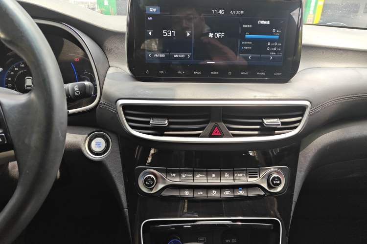 Used Hyundai Tucson 2019 280TGDi Dual-Clutch Two-Wheel Drive Fashion Edition China VI Standard Audio And AC Panel