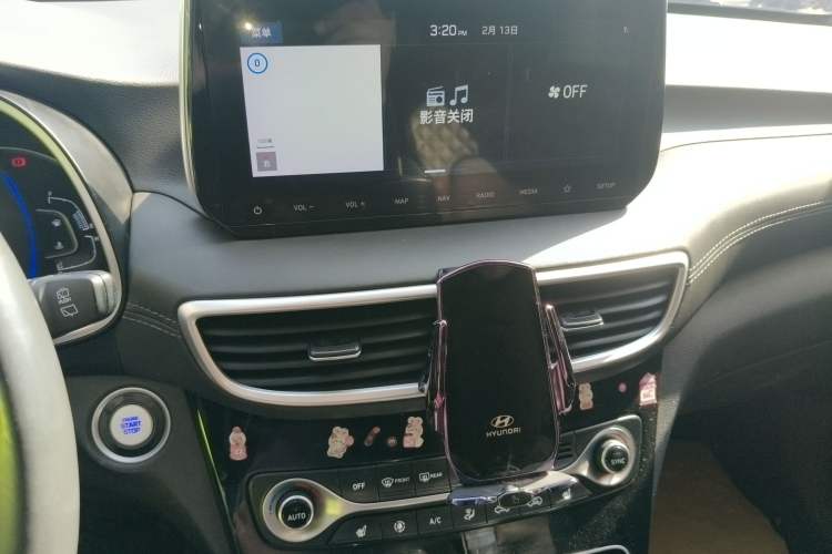 Used Hyundai Tucson 2019 280TGDi Dual-Clutch Two-Wheel Drive Smart Connect Version China V Standard Audio And AC Panel