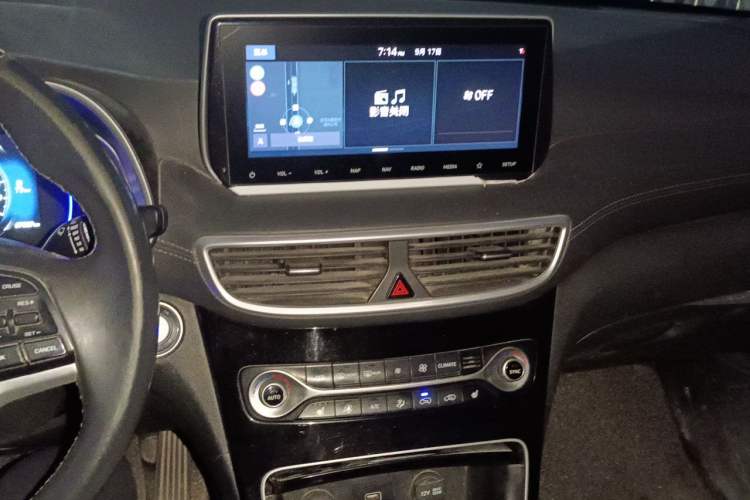 Used Hyundai Tucson 2019 280TGDi Dual-Clutch Two-Wheel Drive Smart Connect Version China VI Audio And AC Panel