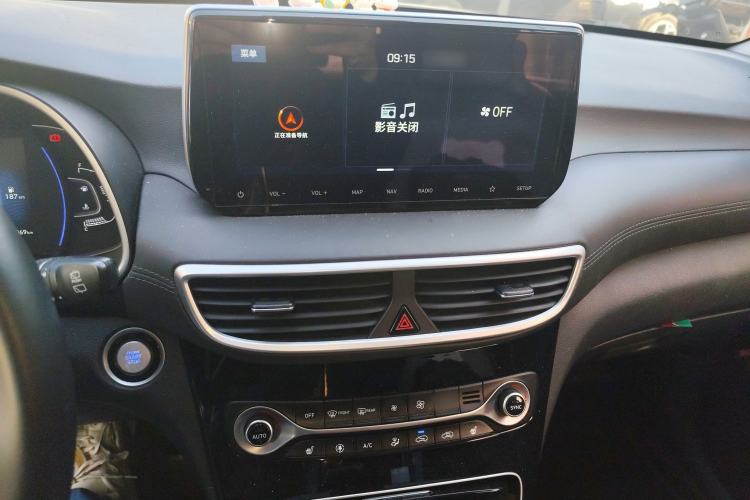 Used Hyundai Tucson 2019 280TGDi Dual-Clutch Two-Wheel Drive Smart Connect Version China V Standard Audio And AC Panel