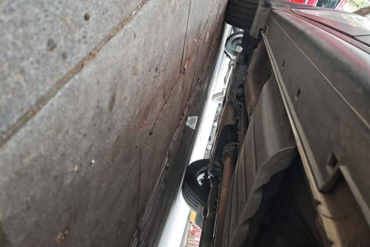 Used Hyundai Tucson 2019 280TGDi Dual-Clutch Two-Wheel Drive Fashion Edition China VI Standard Chassis Rear Left
