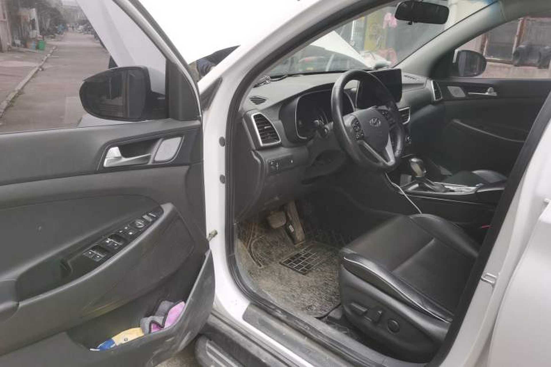 Used Hyundai Tucson 2019 280TGDi Dual-Clutch Two-Wheel Drive Fashion Edition China V Standard Driver Seat