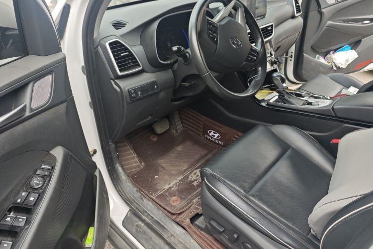 Used Hyundai Tucson 2019 280TGDi Dual-Clutch Two-Wheel Drive Smart Connect Version China V Standard Driver Seat