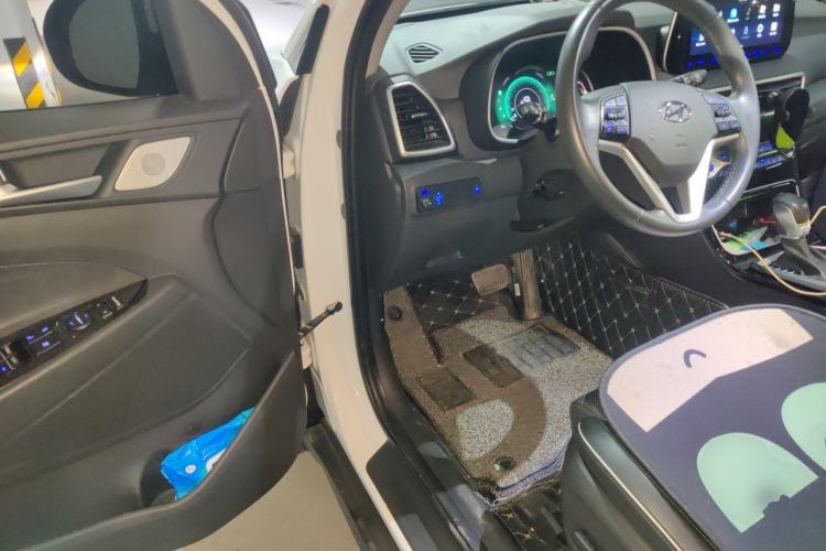 Used Hyundai Tucson 2019 280TGDi Dual-Clutch Two-Wheel Drive Smart Connect Version China V Standard Driver Seat