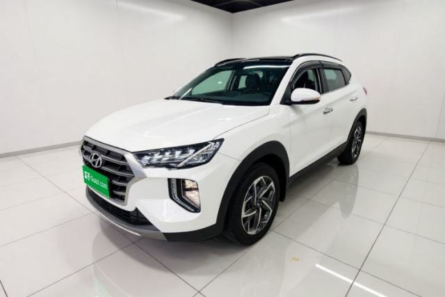 Used Hyundai Tucson 2019 280TGDi Dual-Clutch Two-Wheel Drive Fashion Edition China VI Standard