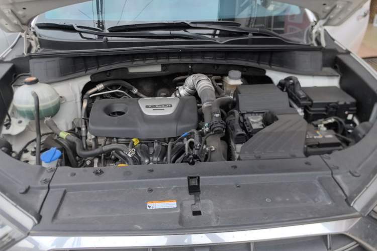 Used Hyundai Tucson 2019 280TGDi Dual-Clutch Two-Wheel Drive Smart Connect Version China VI Engine Bay