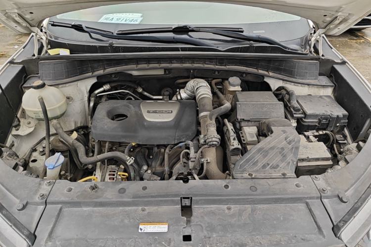 Used Hyundai Tucson 2019 280TGDi Dual-Clutch Two-Wheel Drive Fashion Edition China VI Standard Engine Bay