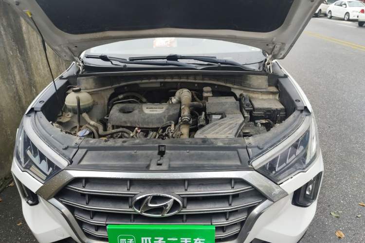 Used Hyundai Tucson 2019 280TGDi Dual-Clutch Two-Wheel Drive Fashion Edition China V Standard Engine Bay