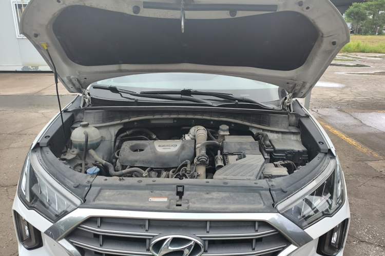 Used Hyundai Tucson 2019 280TGDi Dual-Clutch Two-Wheel Drive Fashion Edition China V Standard Engine Bay
