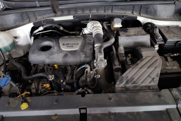 Used Hyundai Tucson 2019 280TGDi Dual-Clutch Two-Wheel Drive Fashion Edition China VI Standard Engine Bay