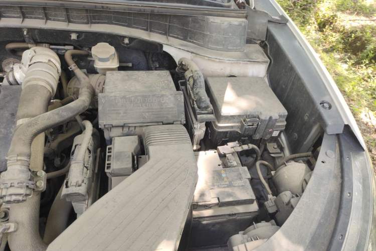 Used Hyundai Tucson 2019 280TGDi Dual-Clutch Two-Wheel Drive Smart Connect Version China VI Engine Bay Left