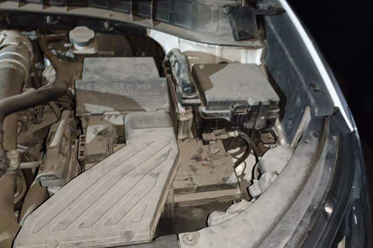 Used Hyundai Tucson 2019 280TGDi Dual-Clutch Two-Wheel Drive Smart Connect Version China VI Engine Bay Left