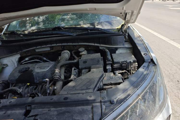 Used Hyundai Tucson 2019 280TGDi Dual-Clutch Two-Wheel Drive Fashion Edition China VI Standard Engine Bay Left